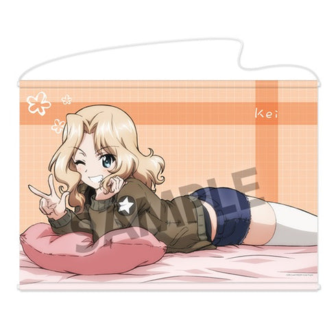 『ガールズ&パンツァー 最終章』B2タペストリー ケイ 添い寝A ver.